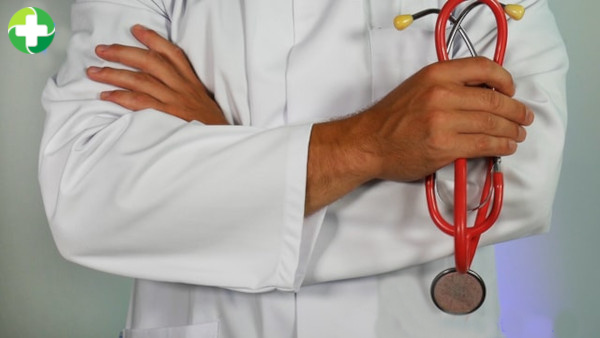 Consultez immédiatement un médecin si vous ressentez des effets secondaires graves liés au Viagra